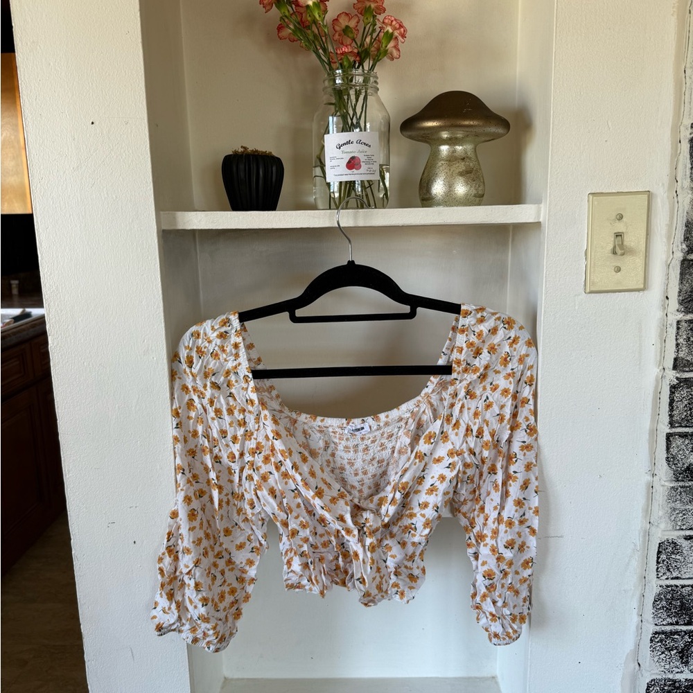 Cotton On Floral Crop Top - White and Brown